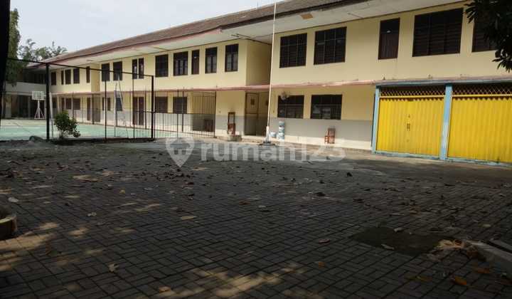 Good Business Space 1000 m2 SHM West Bekasi, Bekasi