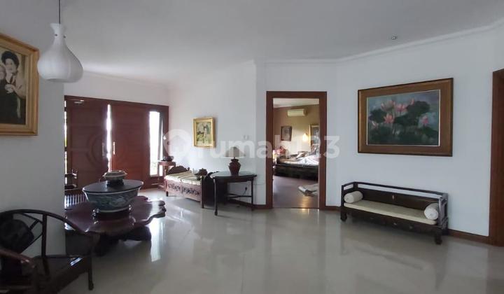 Rumah Gandeng 2 Kavling Bagus SHM Jalan Letjen S. Parman, Jakarta Barat