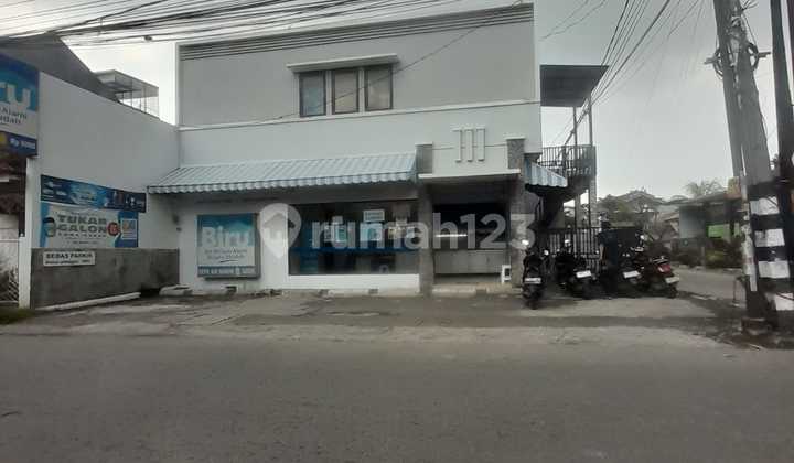 Rumah Kontrakan & Ruang Usaha Isi Ulang Air Minum 2 Lantai SHM Bebas Banjir di Harapan Indah, Bekasi 2