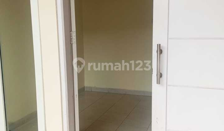 1-Story House with SHM Ready to Occupy in Violet Garden Housing, Bekasi 2