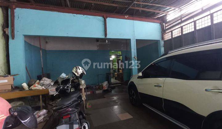 Rumah Butuh Renovasi SHM di Dekat Stasiun Bekasi, Bekasi 2