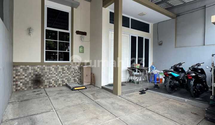 Nice House Furnished SHM Harapan Indah 1, Bekasi 2
