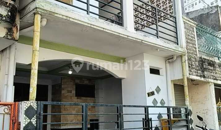Rumah Bagus Semi Furnished Pondok Kelapa dalam Komplek, Jakarta Timur 1