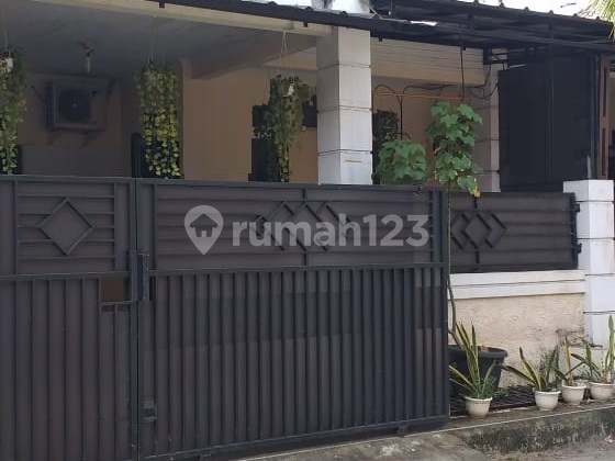 Rumah 1 Lantai SHM di Harapan Indah 1, Bekasi
