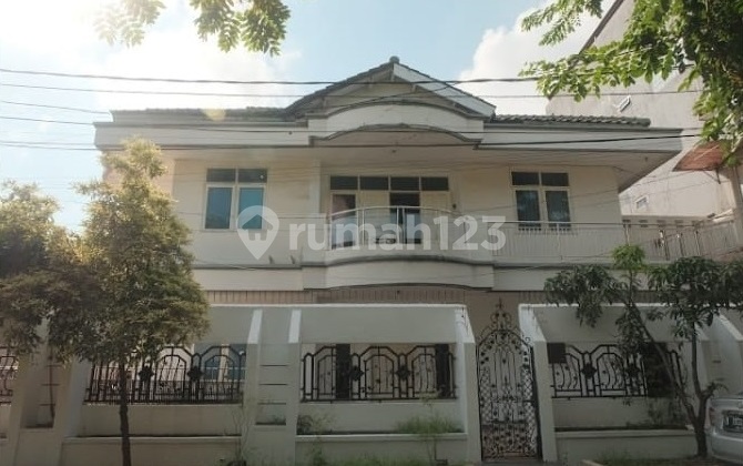 Rumah 2 Lantai SHM Dekat Akses Transjakarta di Harapan Indah 1, Bekasi