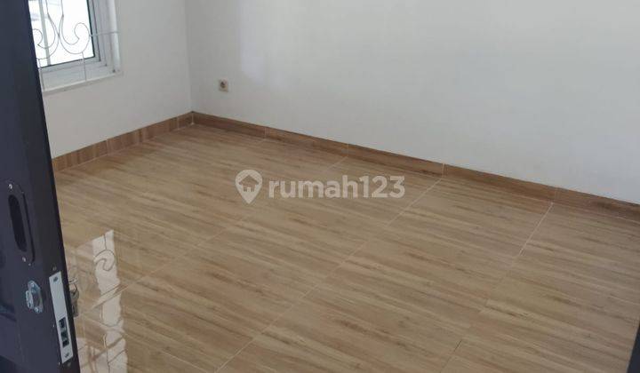 Rumah cantik siap huni di Citra Gran Cibubur 2