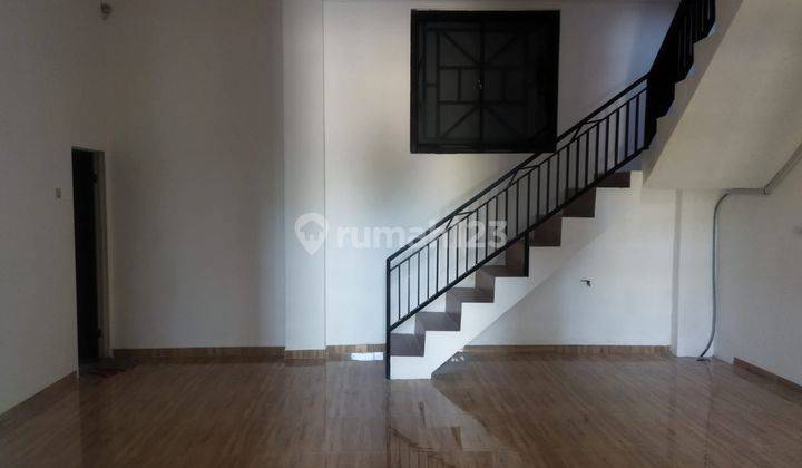Rumah cantik siap huni di Citra Gran Cibubur 4