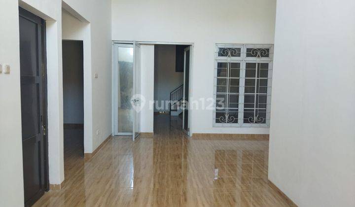 Rumah cantik siap huni di Citra Gran Cibubur 7
