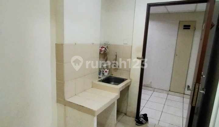 sewa Apartemen Puri Park View studio Semi Furnished 4