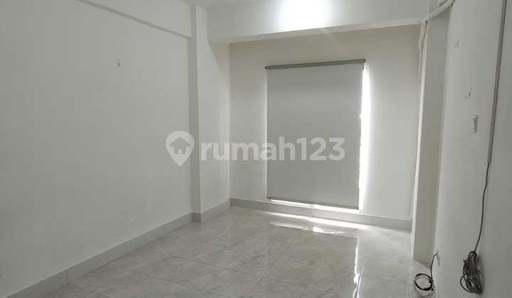 For Rent Studio Apartment Puri Park View Unfurnished