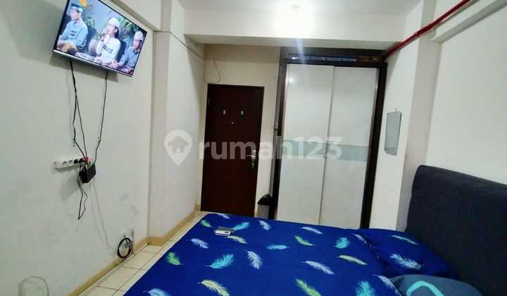 For Rent Studio Apartment Puri Park View Furnished 2