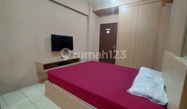 For Rent Studio Apartment Puri Park View Furnished Tower E