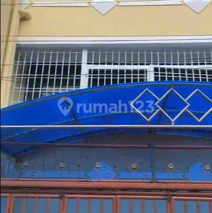 Rumah 4 Lantai di Jalan Jembatan Besi V Jakarta Barat 1