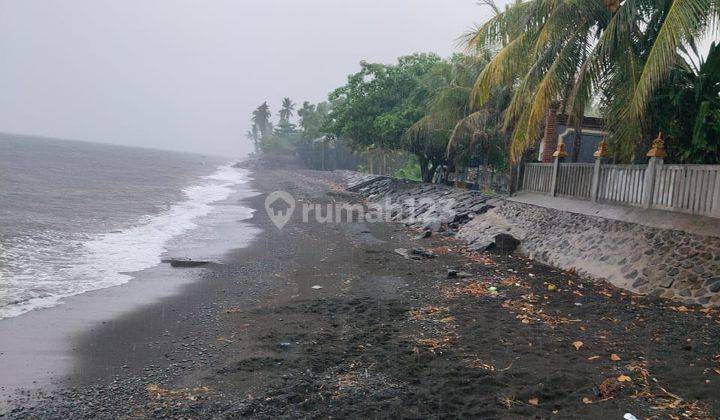 Murah Beachfront Villa Pinggir Jalan Utama Kubutambahan  8