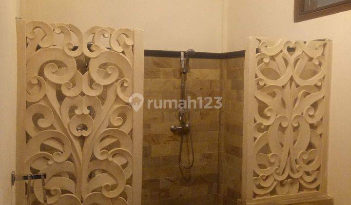 Beachfront Villa 400 M2 Pinggir Jalan Style Klasik 3 Kamar Tidur