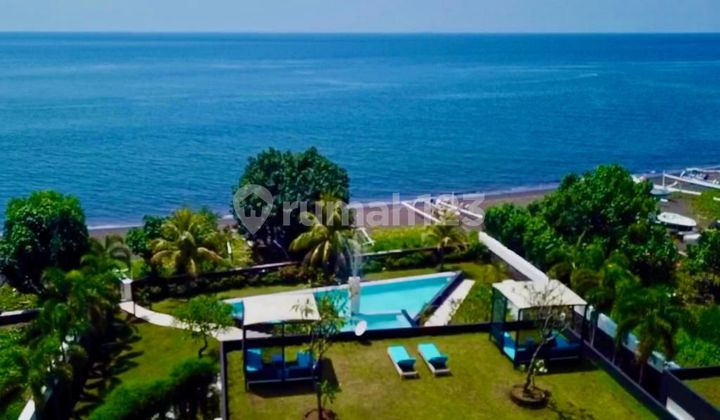 Beach Front Villa For Sale 3 Bedrooms With Pool Amed Karangasem 