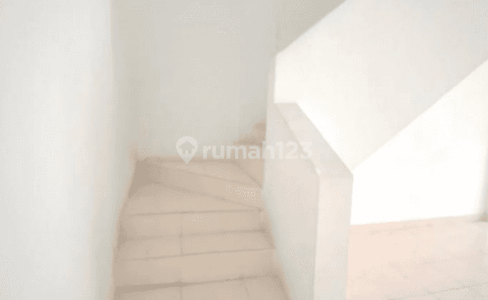 Ruko 2 Lt Murah Kana Park Siap Huni Dekat Stasiun Parung Panjang 4