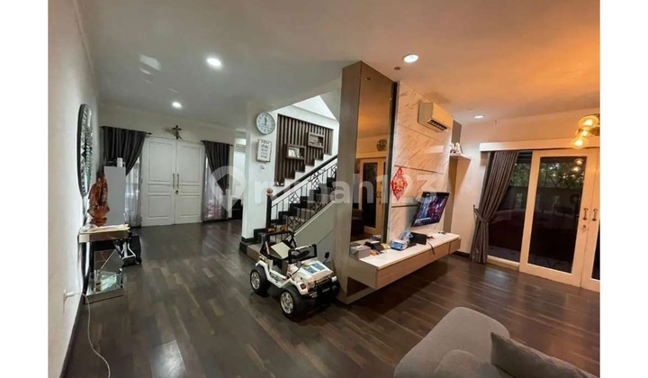 Rumah Sultan Hoek Full Furnished 1