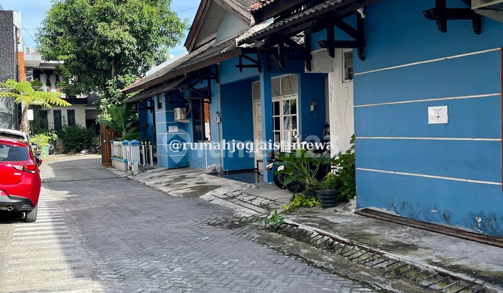 Exclusive Boarding Fully Occupied and Fully Furnished in New Demangan, Near UNY, Sanata Dharma, and UGM Exclusive Boarding Fully Occupied and Fully Furnished in New Demangan, Near UNY, Sanata Dharma, and UGM