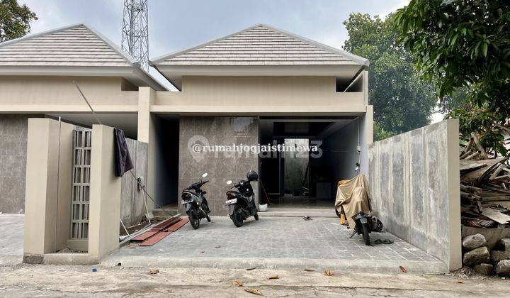 Rumah Baru Proses Finishing di Kadirojo Purwomartani Dekat Ukrim 1