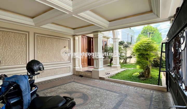 Rumah Mewah Full Furniture dengan Kolam Renang Dekat Malioboro 2