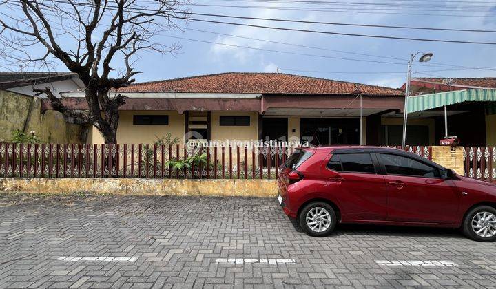 Tanah Dekat UGM Pogung Jalan Kaliurang Km 5 Dalam Ring Road 2