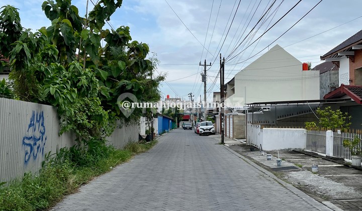 Tanah Dekat UGM Pogung Pandega Padma Jalan Kaliurang Km 5,5 Dalam Ring Road