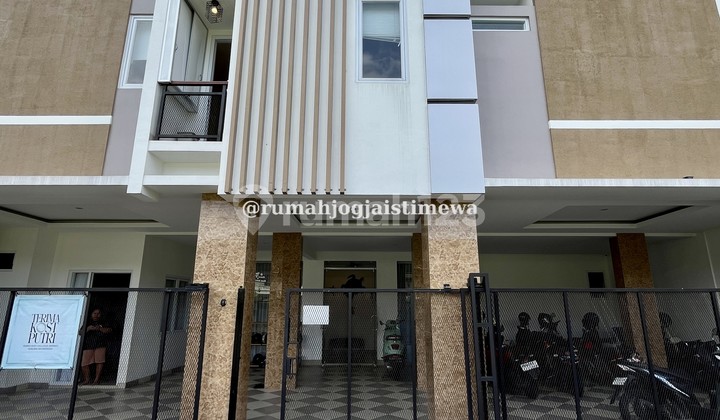 Kost Eksluisf Full Penyewa di Seturan Condongcatur Dekat UPN  