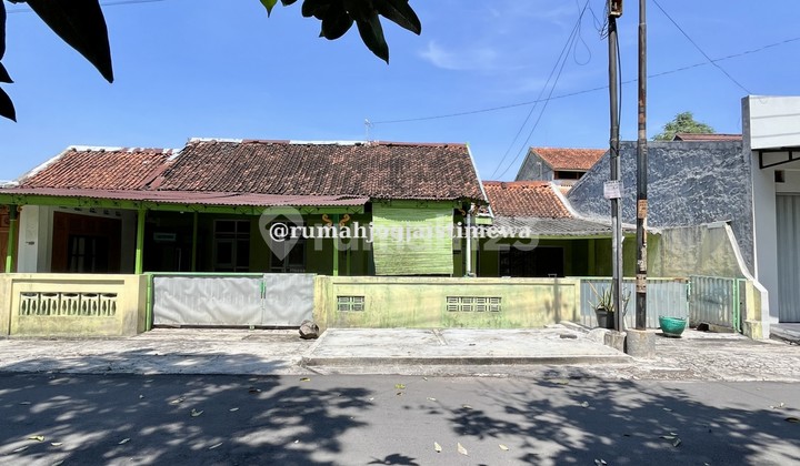 Tanah di Deresan JL Gejayan Caturtunggal Dekat Kampus UGM dan UNY Tanah di Deresan JL Gejayan Caturtunggal Dekat Kampus UGM dan UNY