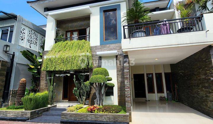 Rumah Mewah Dalam Perumahan di Jl Magelang Km 7 Dekat Jcm 1