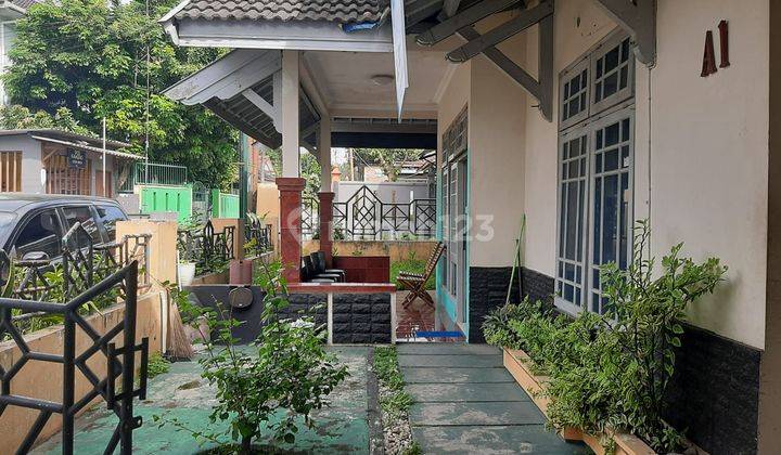 Rumah Besar Dalam Perumahan di Gamping Dekat Al Azhar Dan Unjani 2