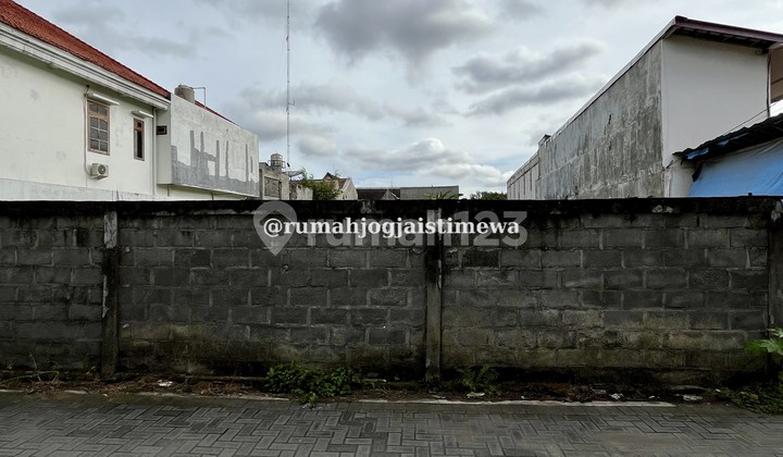 Tanah Dekat UGM Pogung Pandega Padma Jalan Kaliurang Km 5,5 Tanah Dekat UGM Pogung Pandega Padma Jalan Kaliurang Km 5,5
