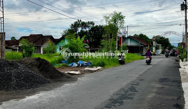 Tanah Lingkungan Bagus di Purwomartani Kalasan Utara Kampus UKRIM