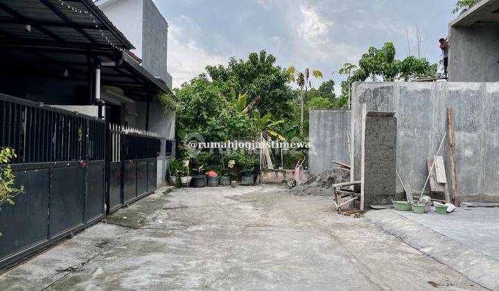 Rumah Baru Proses Finishing di Kadirojo Purwomartani Dekat Ukrim 2