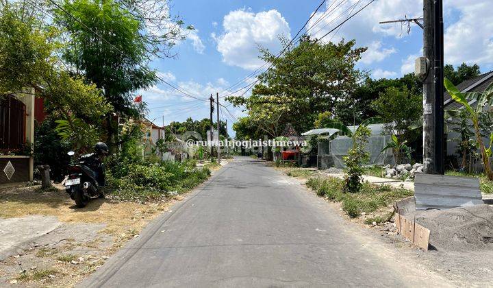 Rumah Mewah Baru Dengan Kolam Renang Utara Jogja Bay Maguwoharjo 2