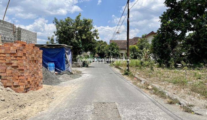 Tanah Strategis di Maguwharjo Denokan Dekat Pasar Stan 2