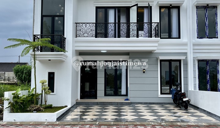 Rumah Baru Full Furniture Dalam Perumahan Dekat Sleman City Hall 