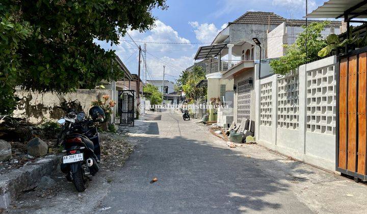 Rumah Baru Desain Modern Minimalis Dekat Uii Jl Kaliurang Km 13 2