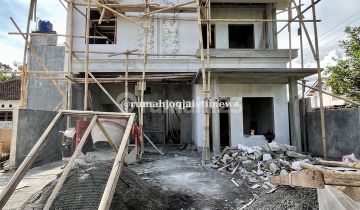 New House in the North of Godean Market Near At Taurots Hospital Seyegan