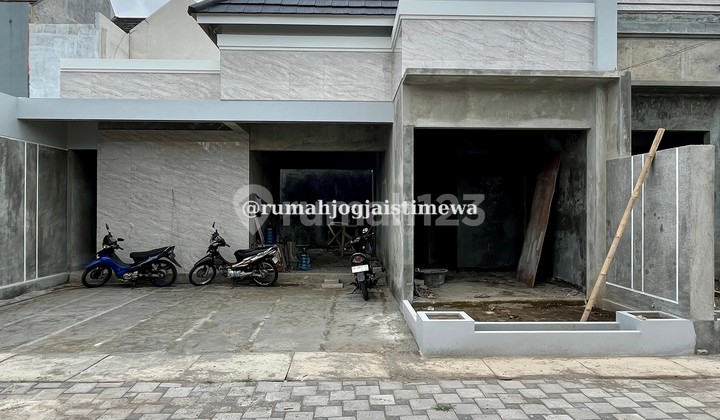 Rumah Baru Dalam Perumahan Jl Tajem Wedomartani Dekat Budi Mulia