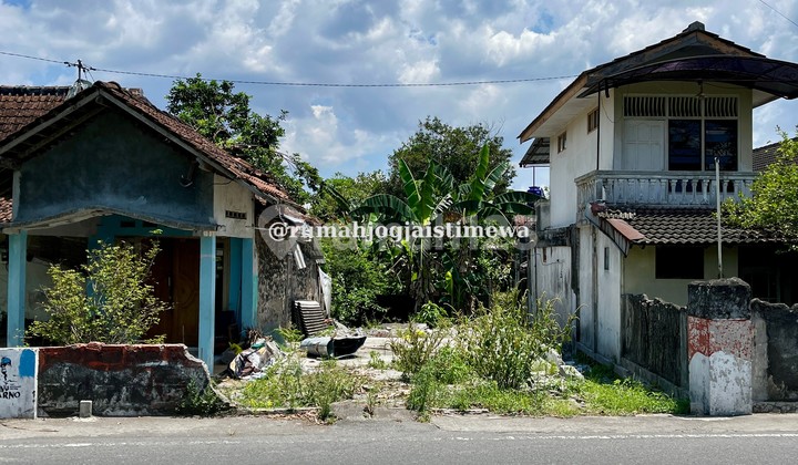 Land Near UII Campus & Pandanaran Dormitory, Jl. Kaliurang Km 14