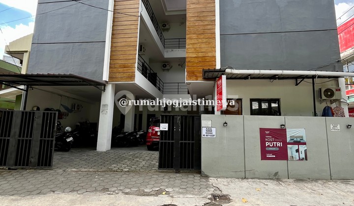 Kost Ekslusif 3 Lantai Dekat UNY Dalam Ring Road Condongcatur Kost Ekslusif 3 Lantai Dekat UNY Dalam Ring Road Condongcatur