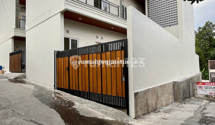 Kost Ekslusif Baru Full Furniture Dekat UII JL Kaliurang Km 14 Kost Ekslusif Baru Full Furniture Dekat UII JL Kaliurang Km 14