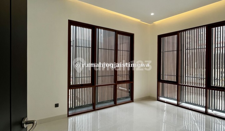 A House in a Housing Complex in Seturan Near UPN Condongcatur 2