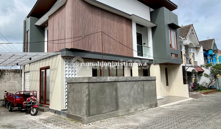 Rumah Dalam Perumahan di Seturan Dekat UPN Condongcatur