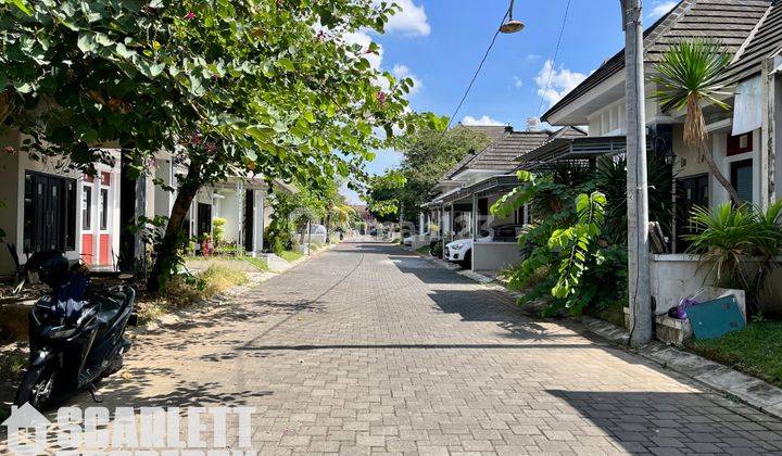 Rumah Dalam Perumahan Maguwoharjo Dalam Ring Road 2