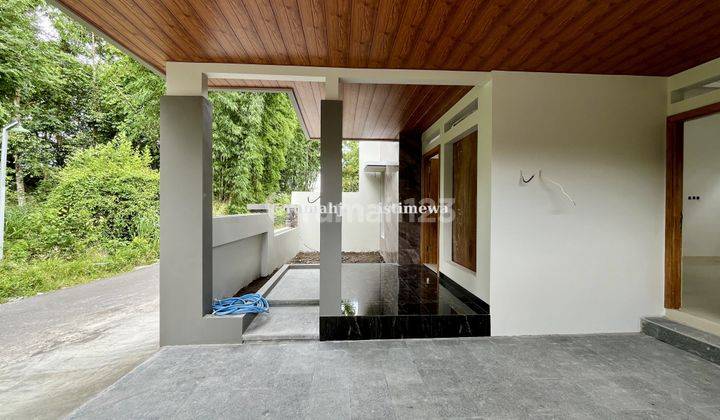 Rumah Baru Desain Modern Minimalis Dekat Uii Jl Kaliurang Km 13 2