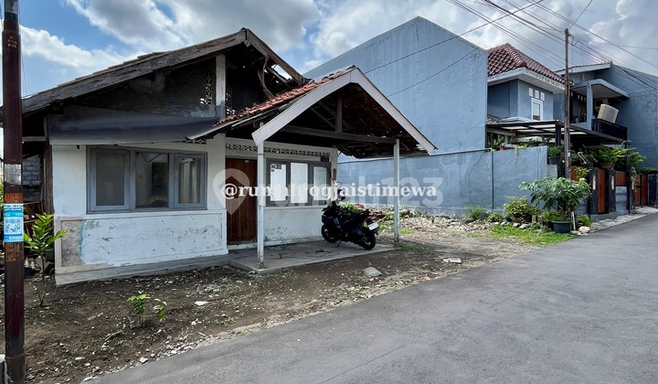 Small Land in Seturan Near STIE YKPN and UPN Condongcatur