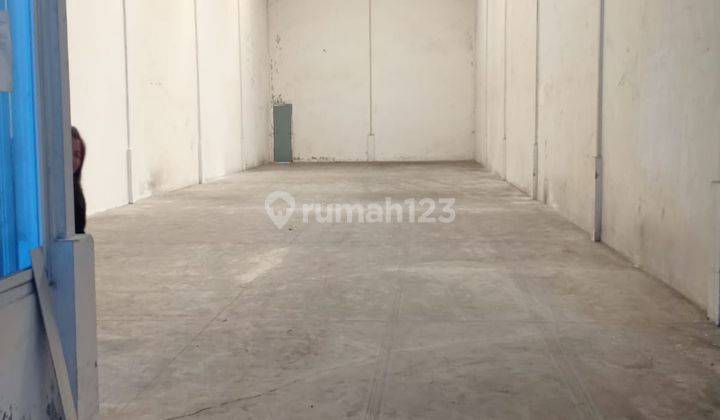 Disewakan Gudang 410 m² 10x36 di Bitung  1