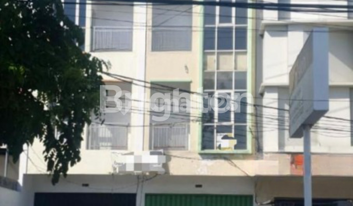 RUKO 2 JEJER 3 LANTAI SIAP PAKAI LIDAH KULON MENGANTI COCOK UNTUK USAHA